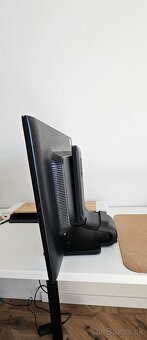 HP monitor - 3