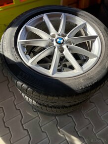 BMW X1 X2 17'' originál s zimné pneu a TPMS 5x112 - 3