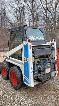 Šmykom riadený nakladač BOBCAT 543 - 3