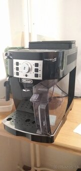 DeLonghi Magnifica S - 3