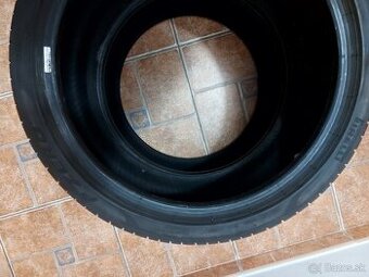 Letné pneumatiky Pirelli P Zero 255/35 R19 Runflat - 3