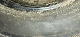 Pneu 225/75R15 - 3