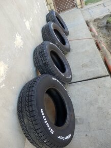 Predam pneumatyky z Jeeo cheroky 225/75 R15 - 3