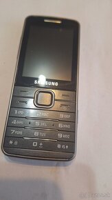 Samsung S5611 top stav - 3