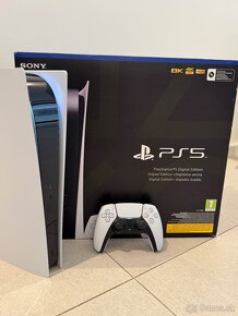 PS5 Digital + ovládač, super stav - 3