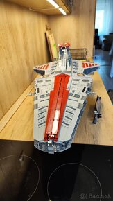 Star Wars - Útočný krížnik Republiky triedy Venator 75367 - 3