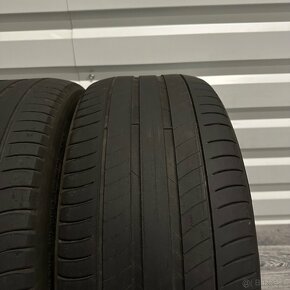 2ks pneu 235/45/17 MICHELIN - 3