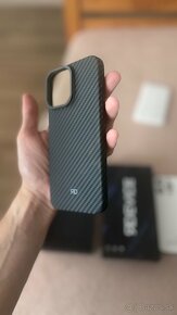 Carbon Kryt na iPhone 15 Pro Max - 3