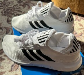 Adidas tenisky - 3