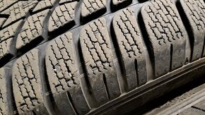 Predám 2ks pekné zimné pneumatiky 215/60r17-96H Dunlop - 3