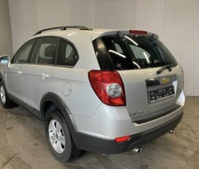 Chevrolet Captiva 2.0 7-miestne - 3