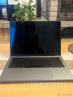 MacBook Pro 14" - 3