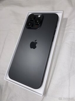 iPhone 15 Pro Max 256GB čierny titán - 3