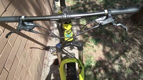 bicykel Genesis  Impact 3.7 - 3