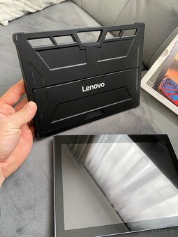 LENOVO TAB3 M10 business tablet - 3