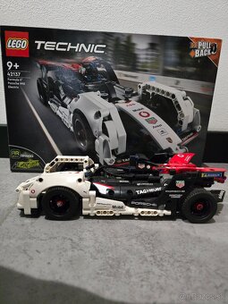 Predam LEGO Technic 42137 Formula E Porsche 99X Electric - 3