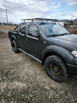 Nissan navara D40 2.5dci automat - 3