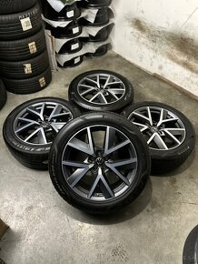 Letná sada VW Touareg 5x112 R20 , 285/45/20 - VW Braga - 3