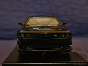 Dodge Challenger Hellcat (1:32) - 3