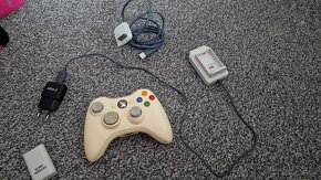 2x joypad na Xbox 360 + nabíjacie batérie + nabíjačka - 3