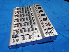 Behringer xenyx 10002B - 3