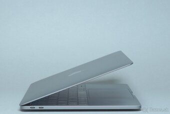 ZÁRUKA/Macbook Pro 13.3"/I5 2.3GHZ/8GB RAM/256GB SSD/CZ/BAT - 3