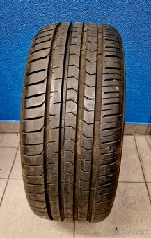 225/40ZR18 Vredestein Ultrac Satin - 3