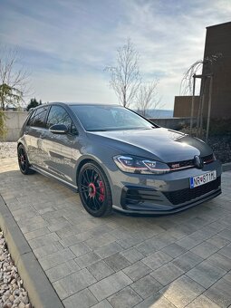 Volkswagen Golf GTI TCR 2019 213kw - 3