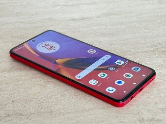 Motorola Moto G84 12GB/256GB - 3