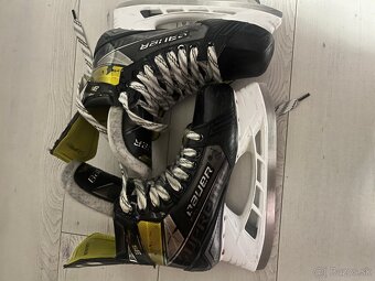 BAUER SUPREME 3S VEĽKOSŤ 42 - 3