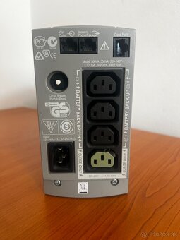 Záložný zdroj APC Back UPS CS 500l - 3