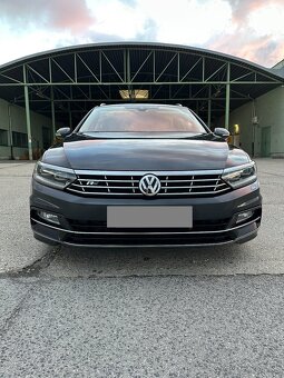 Volkswagen Passat Variant 2.0 TDI 4X4 DSG 140kW R-Line High. - 3