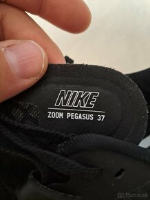 Nike Zoom Pegasus 37 Bezecke tenisky (velk.42) - 3
