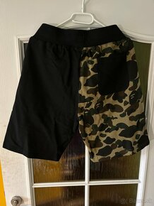 BAPE 1ST Camo Shark shorts - 3