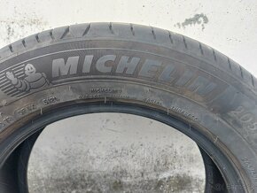 Michelin letné 205/60-16 - 3