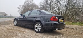 BMW 318D  E90 2006 R.V - 3