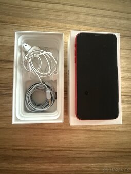 Predám iPhone 11 Red, 64 GB - 3