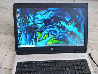 notebook HP 650 G2 - Core i3 6g., 8GB, 240GB SSD, top, RS232 - 3