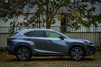 Lexus NX 300h Limited Edition - 3