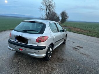 Peugeot 206 - 3