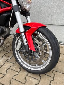 DUCATI MONSTER 1100 - 3