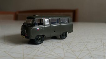 UAZ 452 ČSĽA 1:43 + vozík - 3