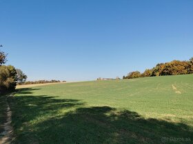 Pozemok v pokojnom prostredí 1401m2 - Veľké Hoste na predaj - 3