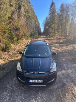 Ford Kuga 4x4 Titanium - 3