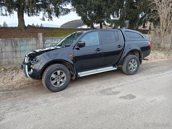 Mitsubishi L200 - 3