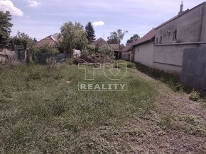 Na predaj stavebný pozemok v obci Madunice. - 3