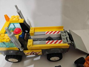 Lego Stavebné auto a Bager 10683 - 3