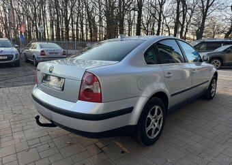 Volkswagen Passat 1.6 benzín manuál 75 kw - 3