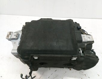 BMW iX1 X1 U11 MOTOR ELEKTRICKÝ PRED 676984 8477917 - 3