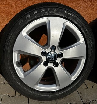 5x112 R17 6J ET48 originál + 205/50 R17 93W letné - 3